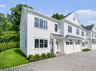 185 S Water St, Greenwich, CT 06830
