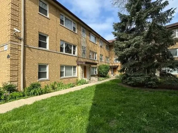 4456 W Gunnison St #2A, Chicago, IL 60630