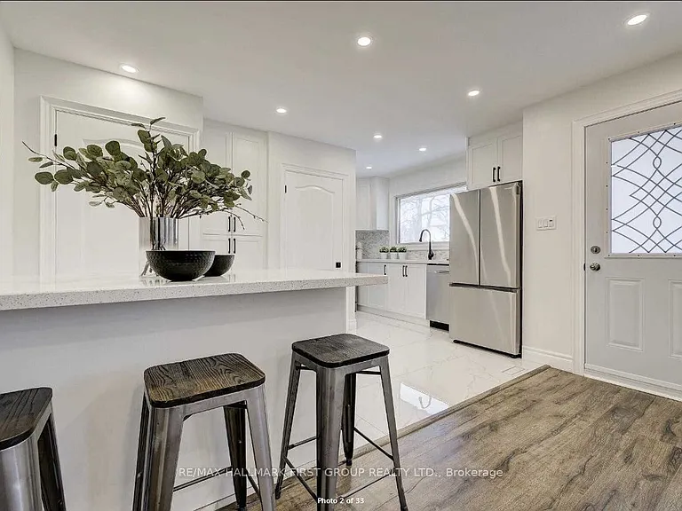 167 Harmony Rd N — Photo 5