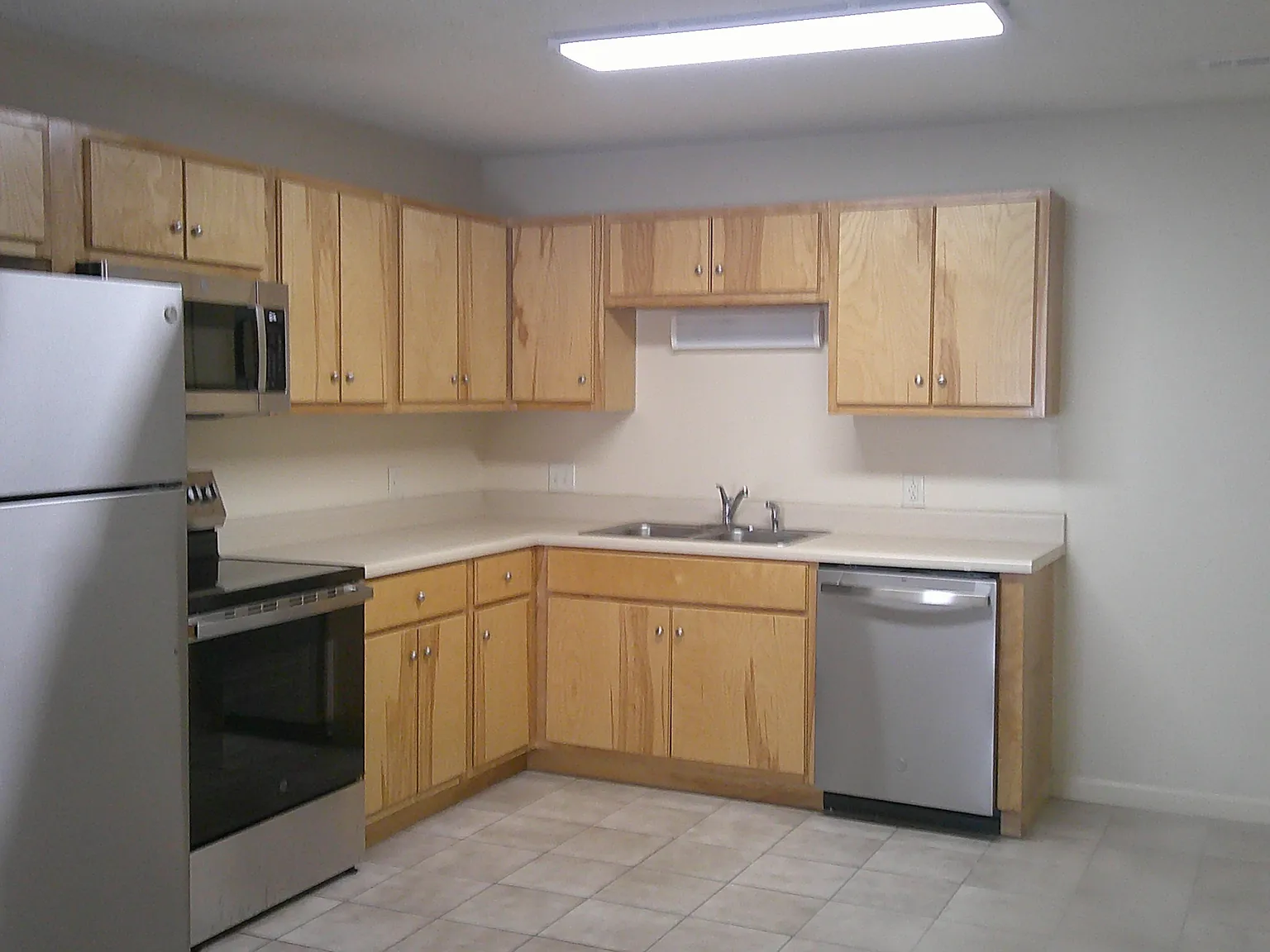 2 bed, $875 — Photo 4