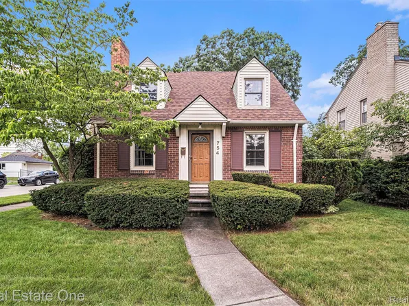 754 N Melborn St, Dearborn, MI 48128