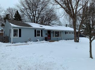 2224 Birchwood Ct, Glenview, IL