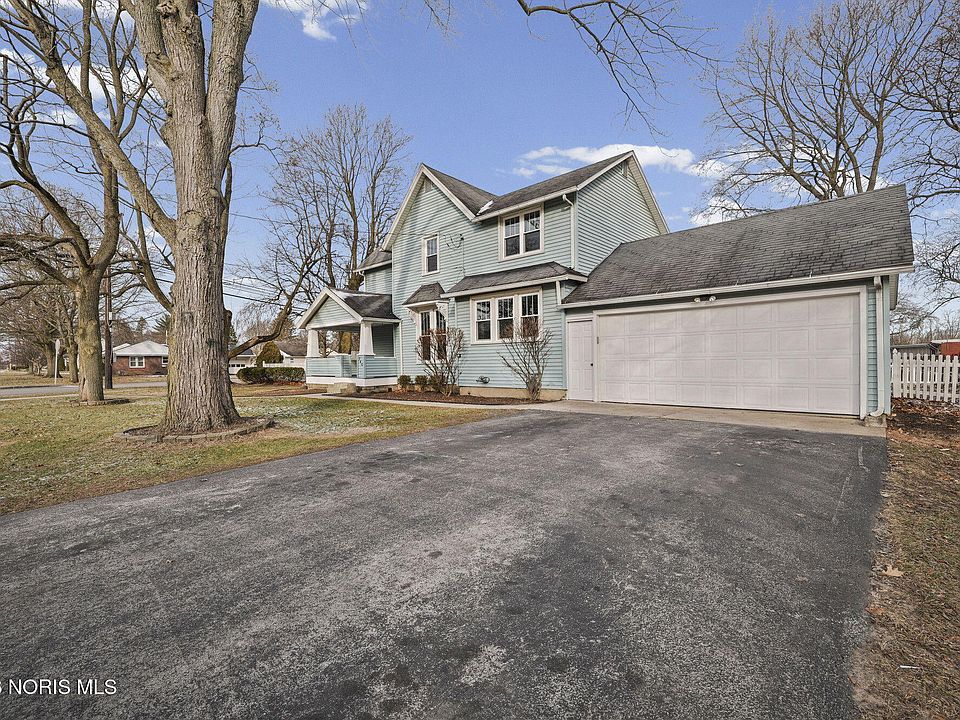 1st image of 740 Conneaut Ave