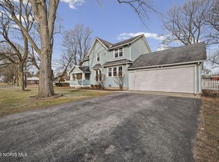 740 Conneaut Ave, Bowling Green, OH 43402