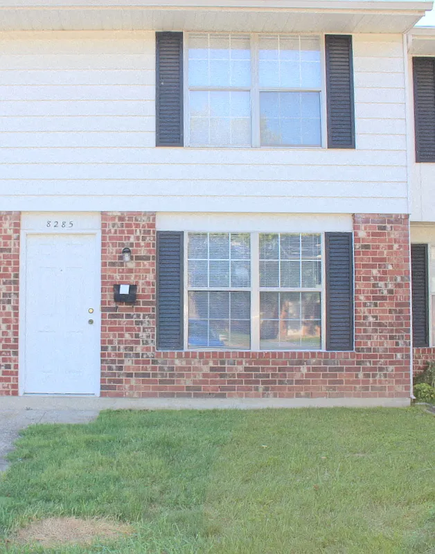 8285 Mount Carmel — Photo 1