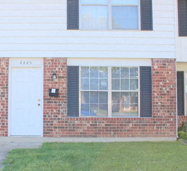8285 Mount Carmel St — Photo 1