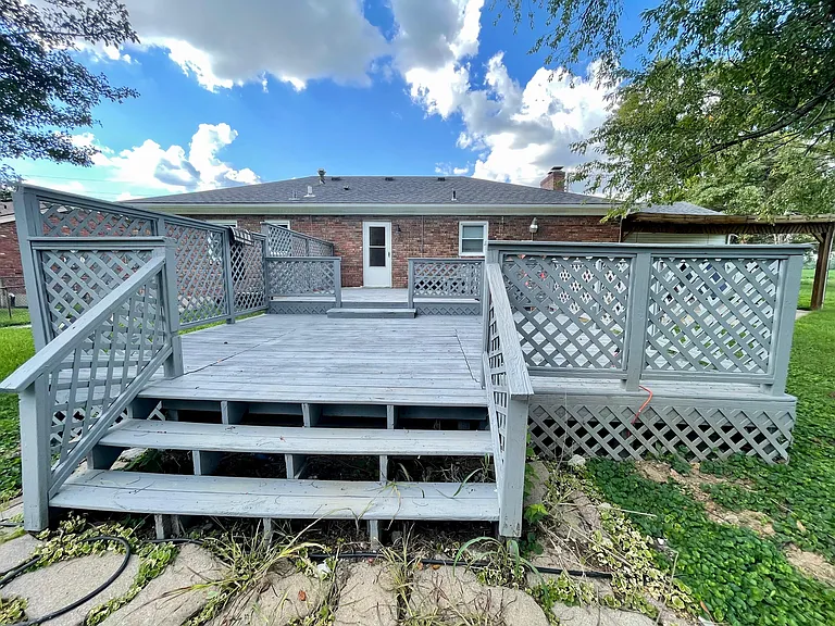7802 Brownwood Dr — Photo 12