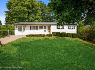 4 Fordham Rd, Parlin, NJ 08859