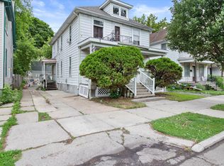 1816 Howe St, Racine, WI 53403