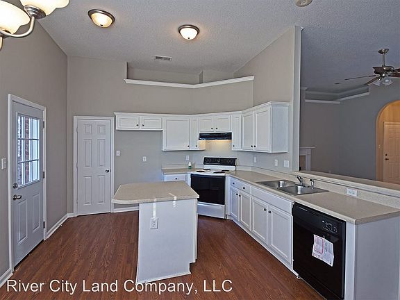 5th image of 9023 Fulton Ln