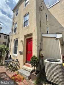 255 Fulton St #1/2, Philadelphia, PA, 19147