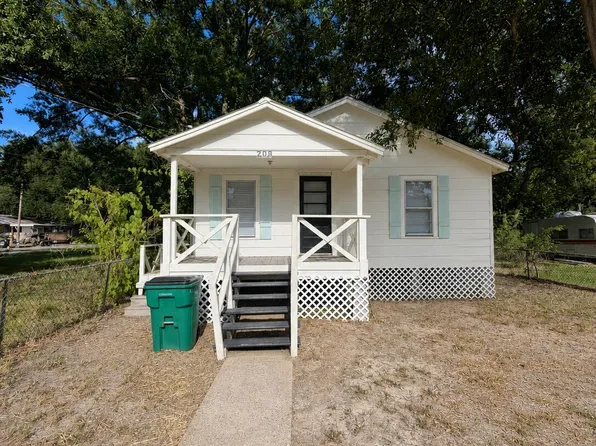 208 F St, Duson, LA 70529