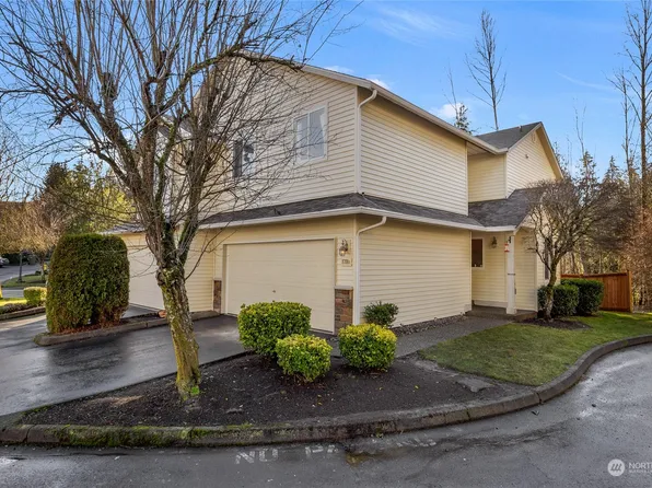 8701 1st Place NE #B, Lake Stevens, WA 98258