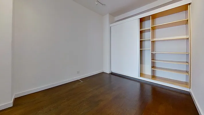 Rented by Triumph Property Group | media 14