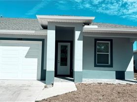 1314 W 12th St, Lehigh Acres, FL