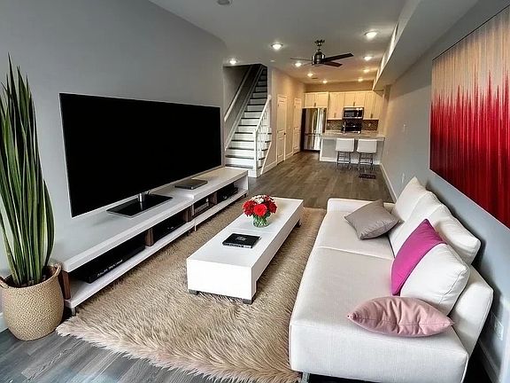 5th image of 467 Bergen Ave #2