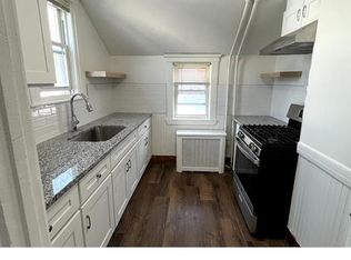 12 Endicott St FLOOR 3, Lynn, MA 01902