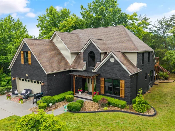 704 Blue Dun Ct, Pigeon Forge, TN 37863