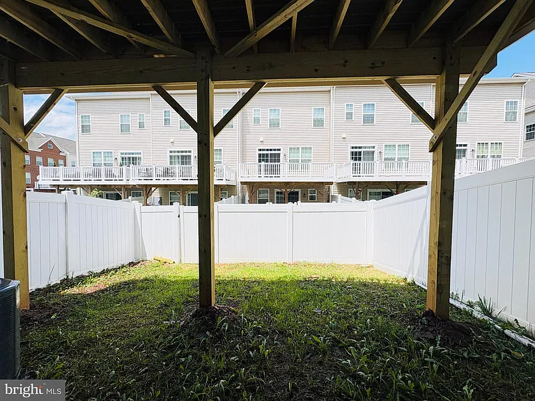 11032 Blackburn Cove Ln — Photo 16