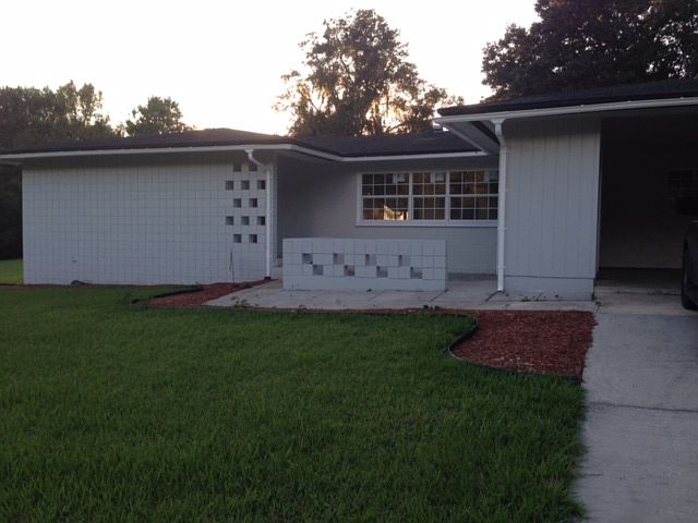 1st image of 915 Whiteway Dr
