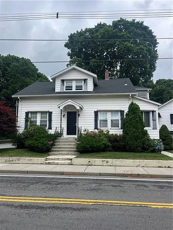 1 bed, 1.0 bath, 950 sqft, $1,900 — Photo 1