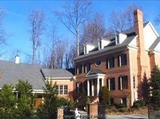 10530 Miller Rd, Oakton, VA 22124