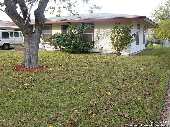 3rd image of 111 Creath Pl