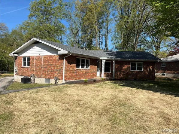 11709 Talbott Ct, Saint Louis, MO 63138