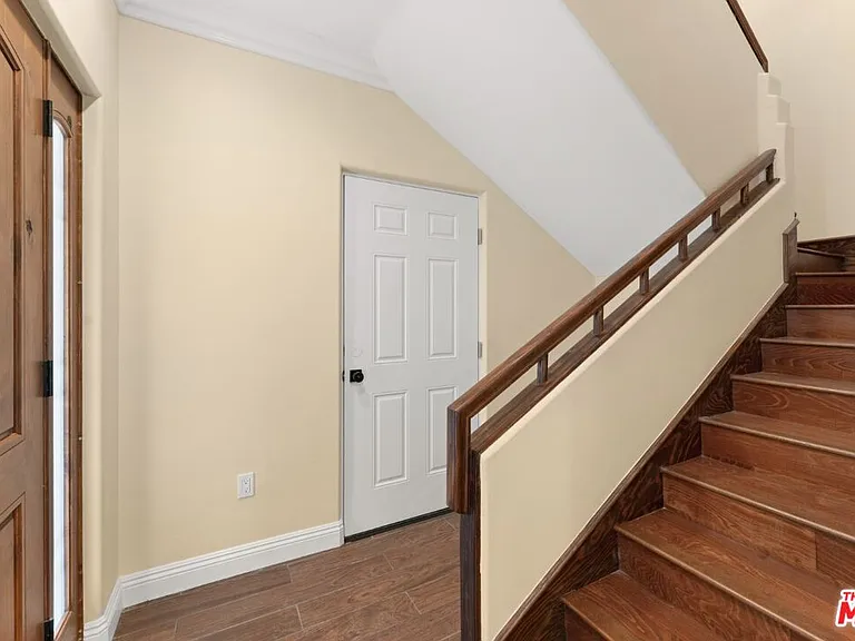 1630 Bridgeport Dr — Photo 7