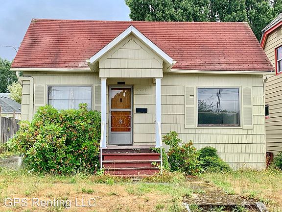 3rd image of 8324 Mary Ave NW