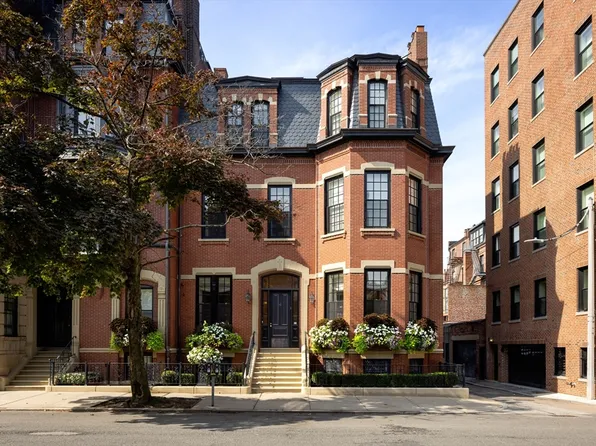 4 Gloucester St, Boston, MA 02115