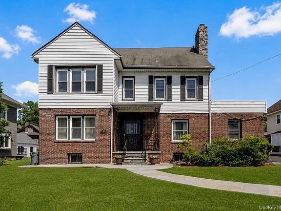 2nd image of 11 Winfield Avenue