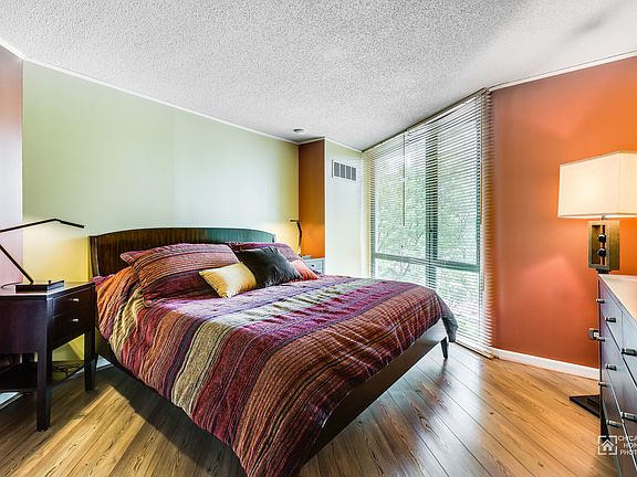 3rd image of 440 N McClurg Ct APT 311-S