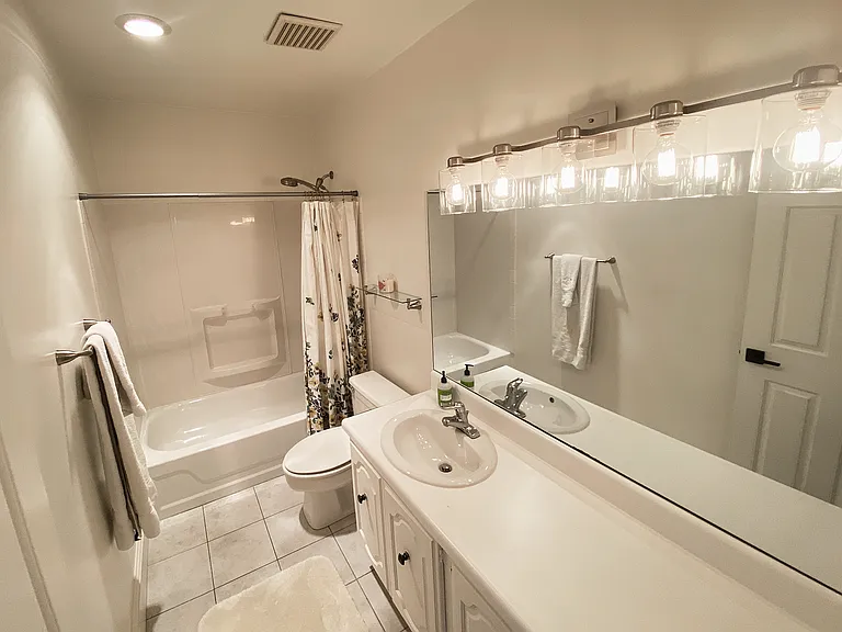 1664 Beekman Pl NW #A — Photo 16
