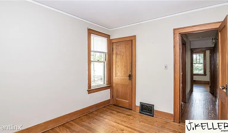 2455 S Main St — Photo 38