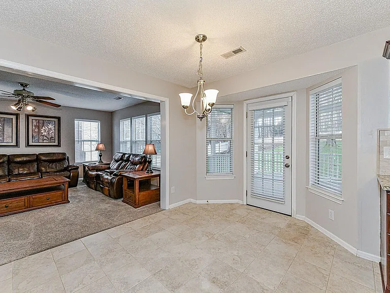 1411 Deer Spring Ct #1 — Photo 6