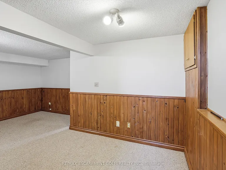 3905 Old Orchard Way — Photo 20