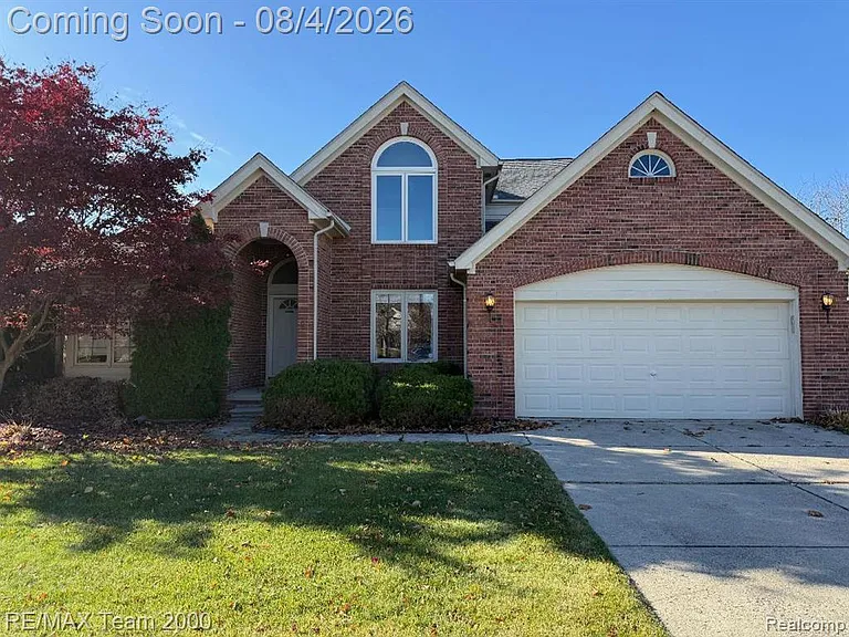 45457 Indian Creek Dr — Photo 2