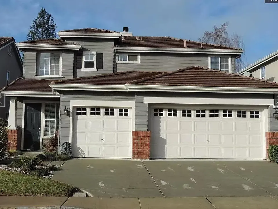 25 Nerine Ct
