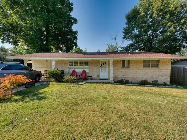 2109 Hobson Ave, Hot Springs, AR 71913
