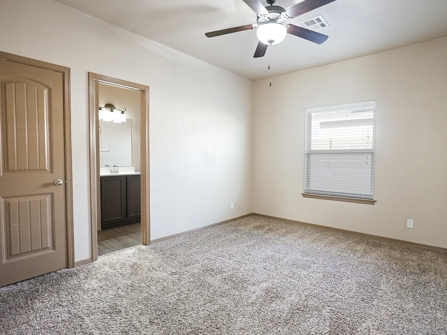 4941 Ruben Soto - 1 — Photo 2