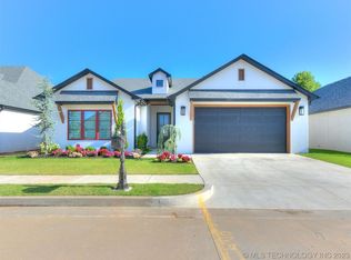 1106 W 86th St, Tulsa, OK 74132