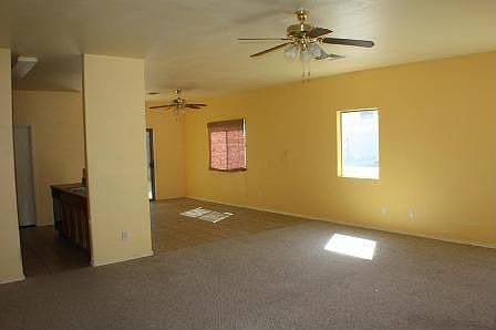 3rd image of 1425 E Avenida Isabela