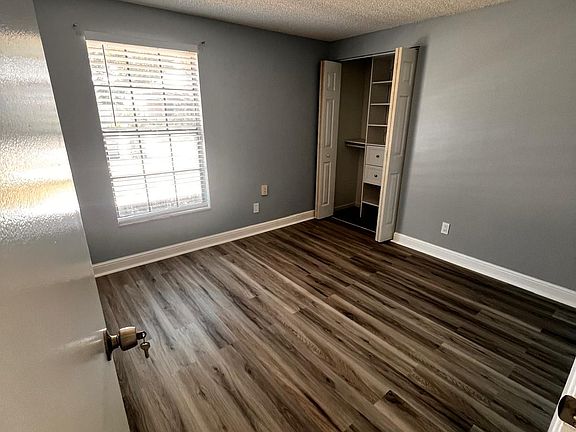 3rd image of 3416 King Richard Ct