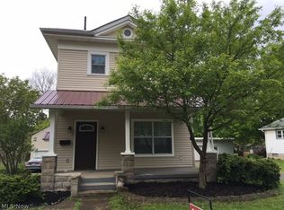 245 N Park Ave, Cortland, OH