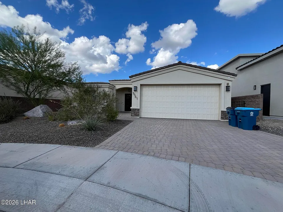 7981 Plaza Del Rio