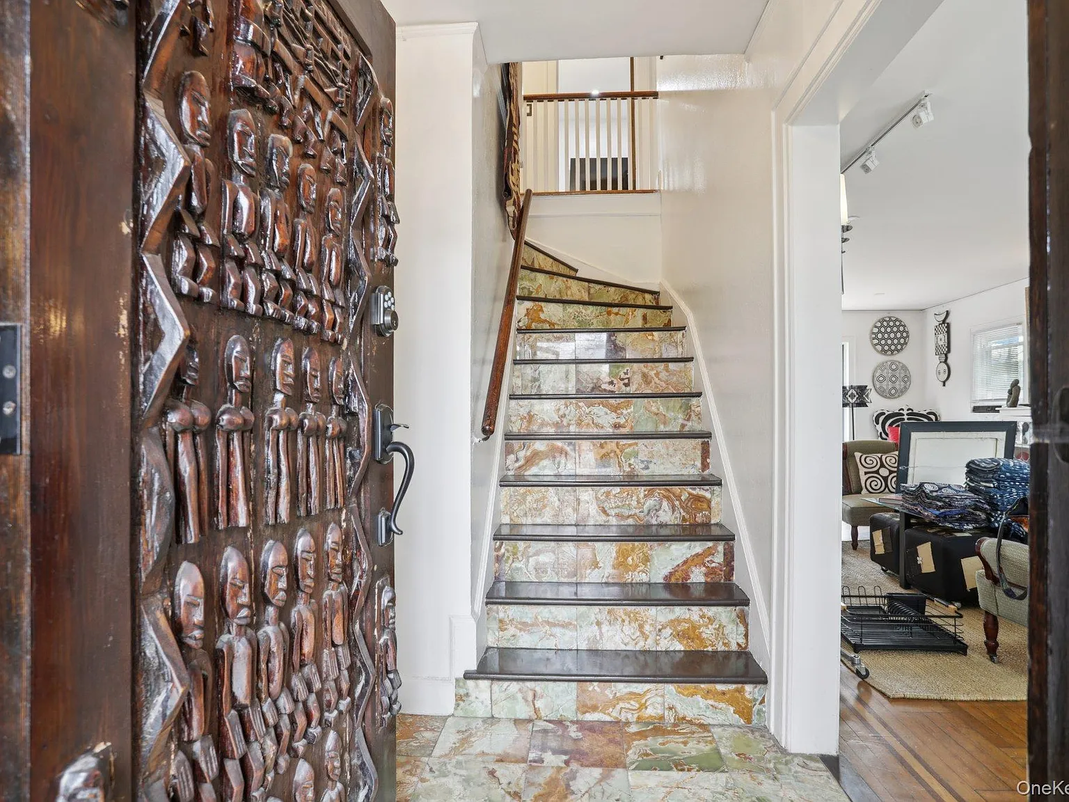 3 bed, 5.0 bath, 1975 sqft, $10,000 — Photo 4
