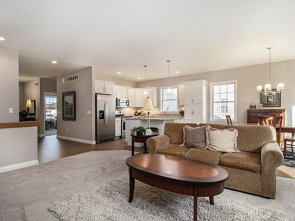 2nd image of 710 Winslow Dr