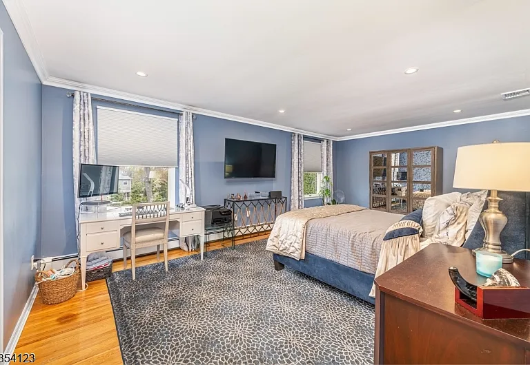 229 Roseland Ave — Photo 11