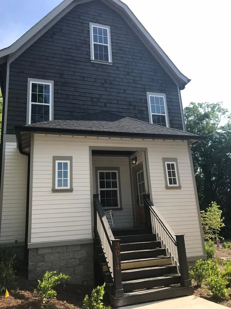 4 bed, 2336 sqft, $2,800 — Photo 1